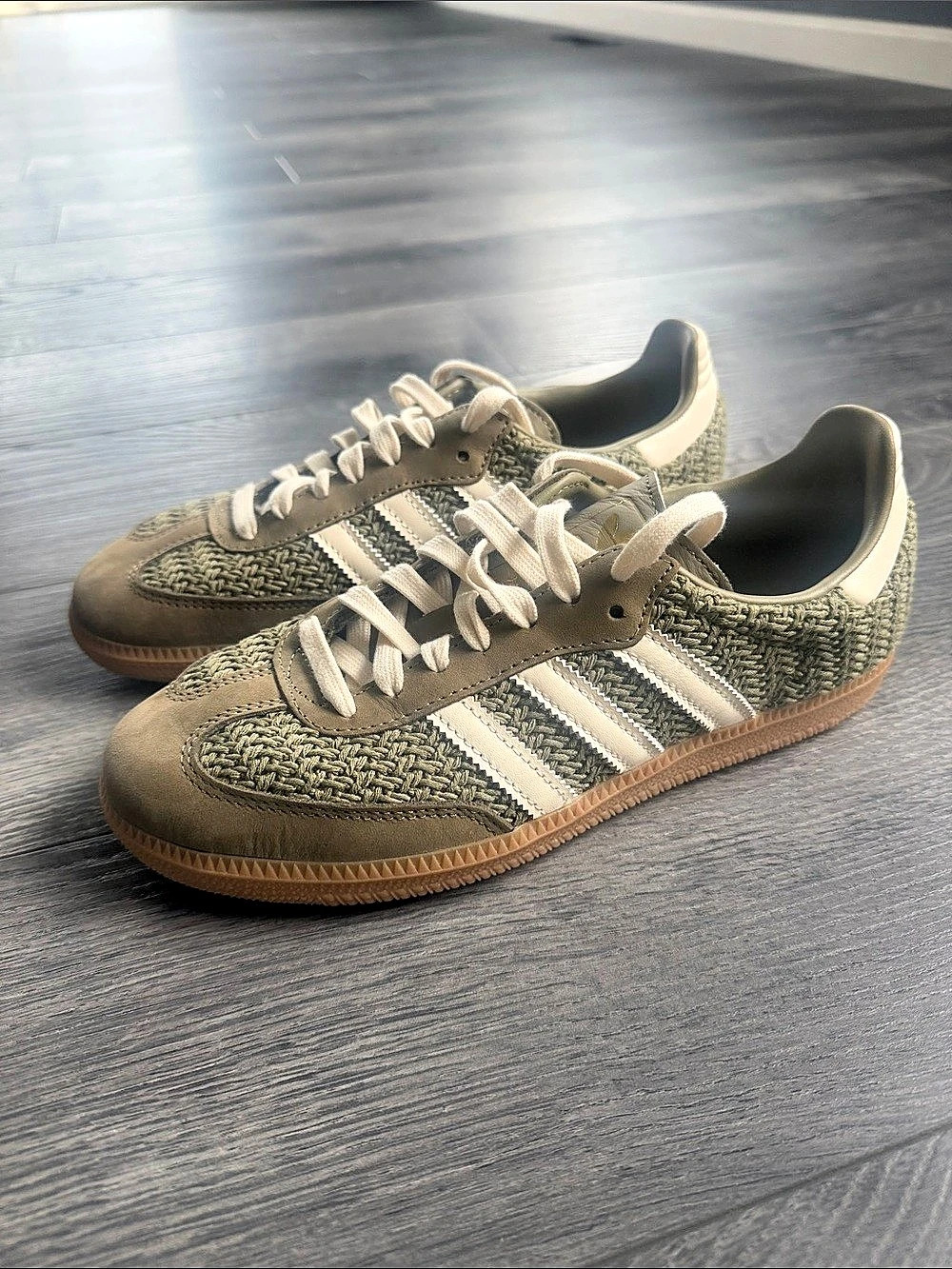 adidas Samba sneakers size 8